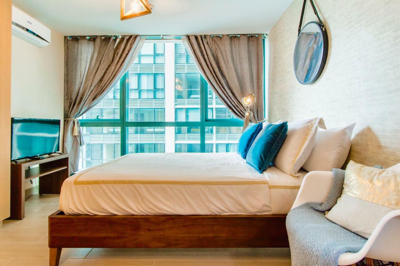 One Uptown Residence Bgc Pateros エクステリア 写真